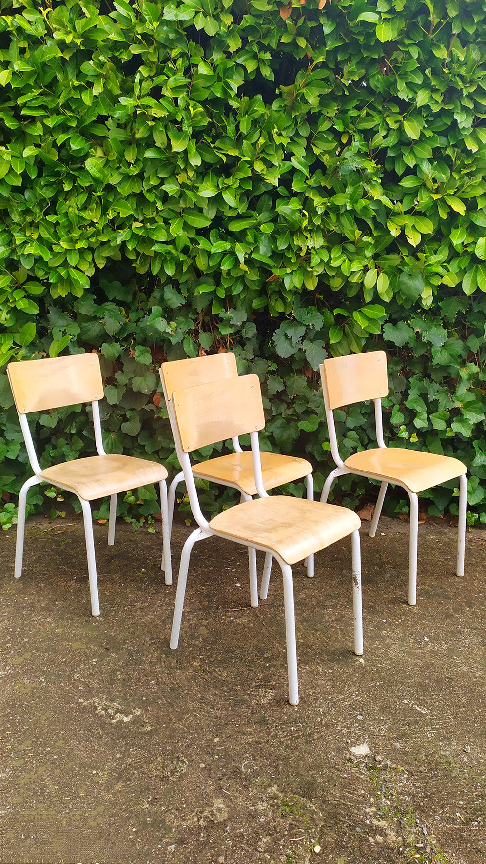 Series of 4 school chairs