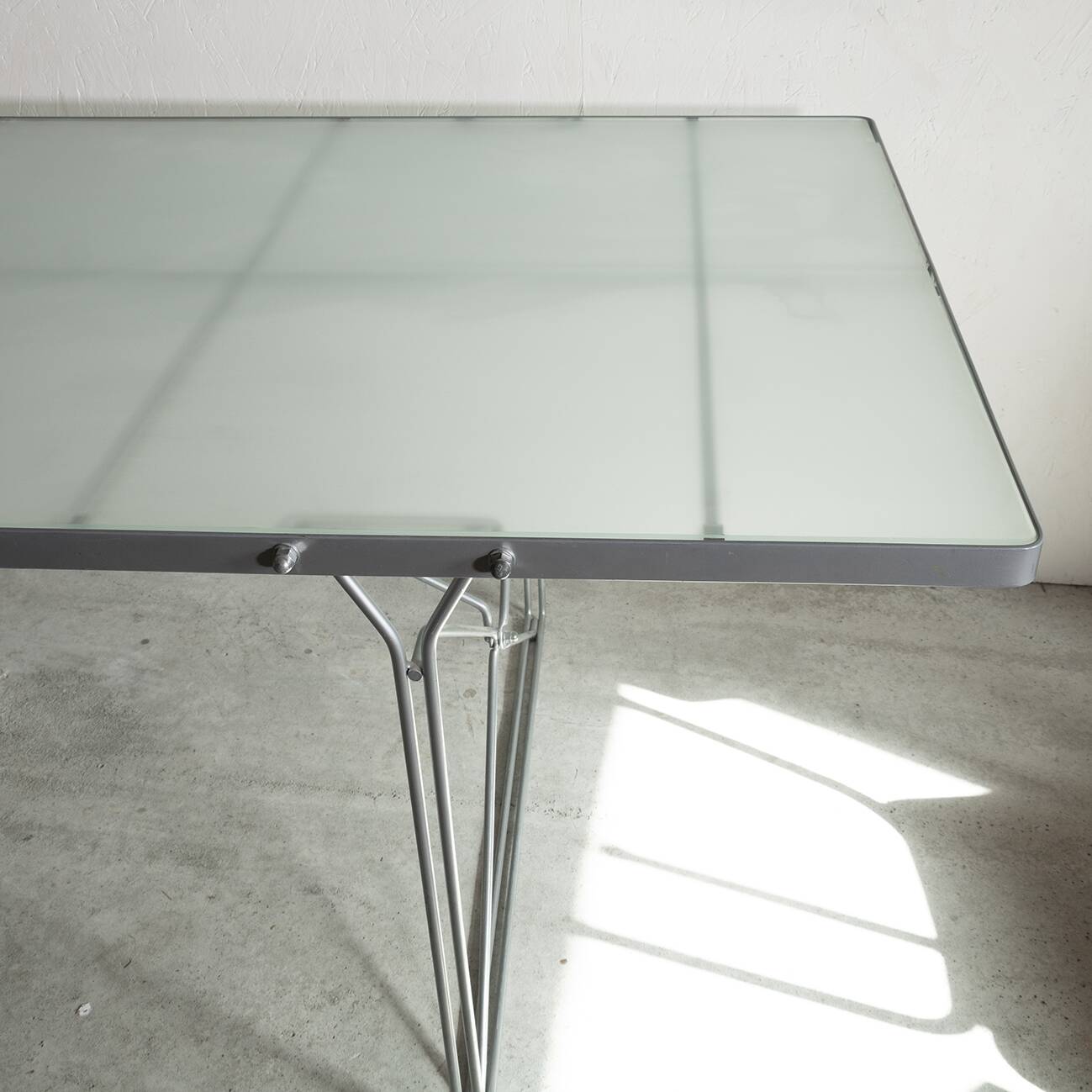 Table de salle à manger Moment de Niels Gammelgaard