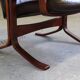 Paire de fauteuils lounge modernistes norvégiens des années 1970, attribués à Jon Hjortdal.