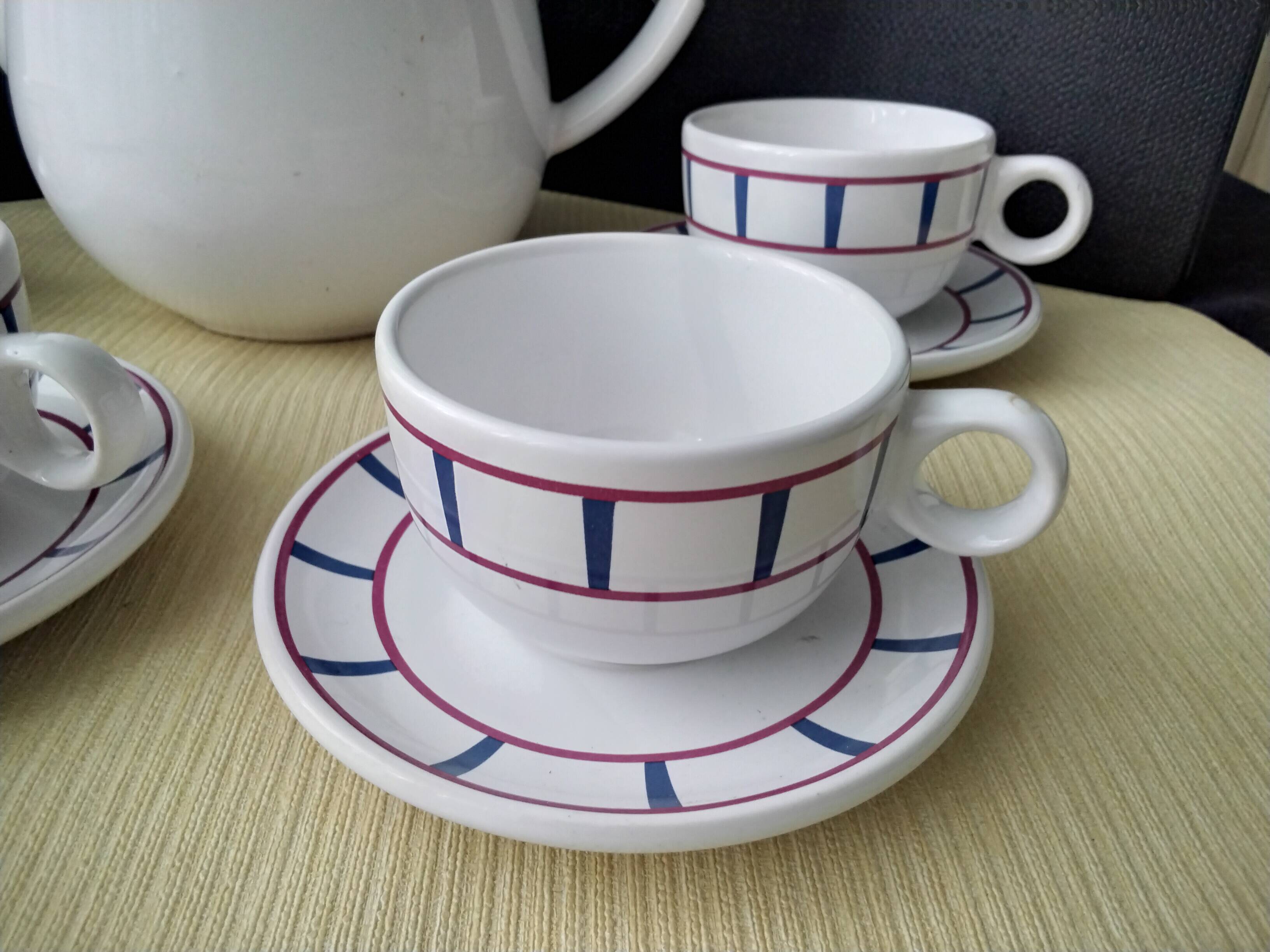 Part of a Basque porcelain coffee service