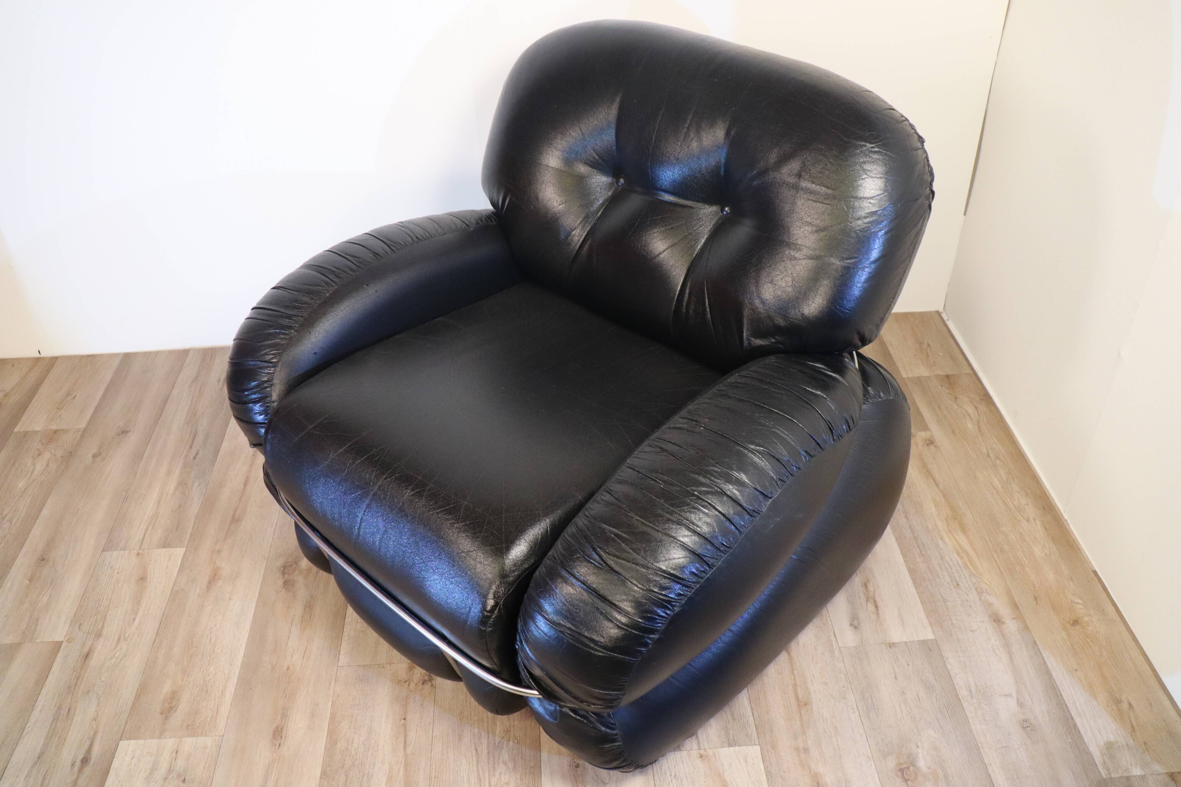 Italian vintage armchair by Adriano Piazzesi 1970