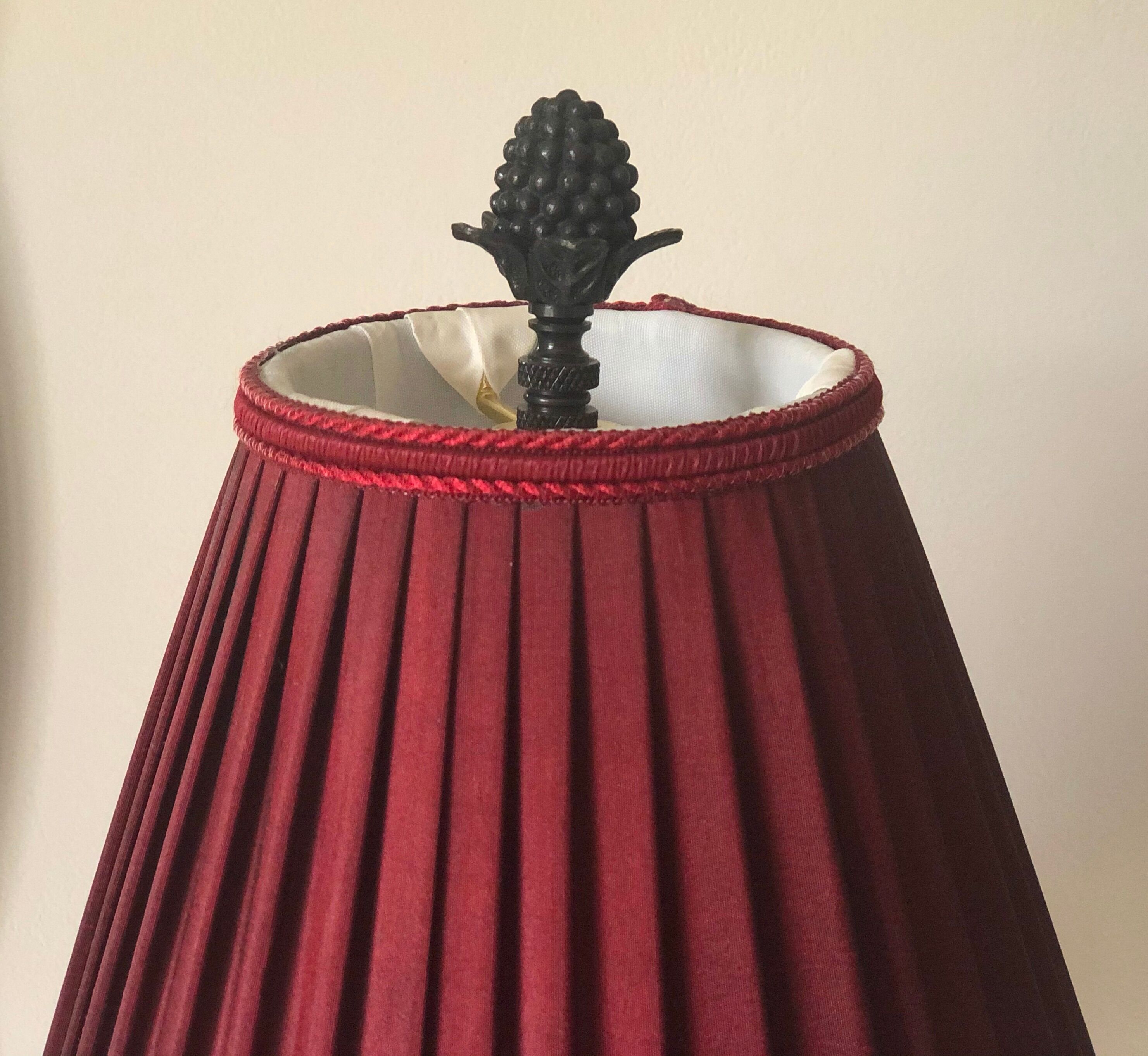 Bronze and marble pineapple lamp