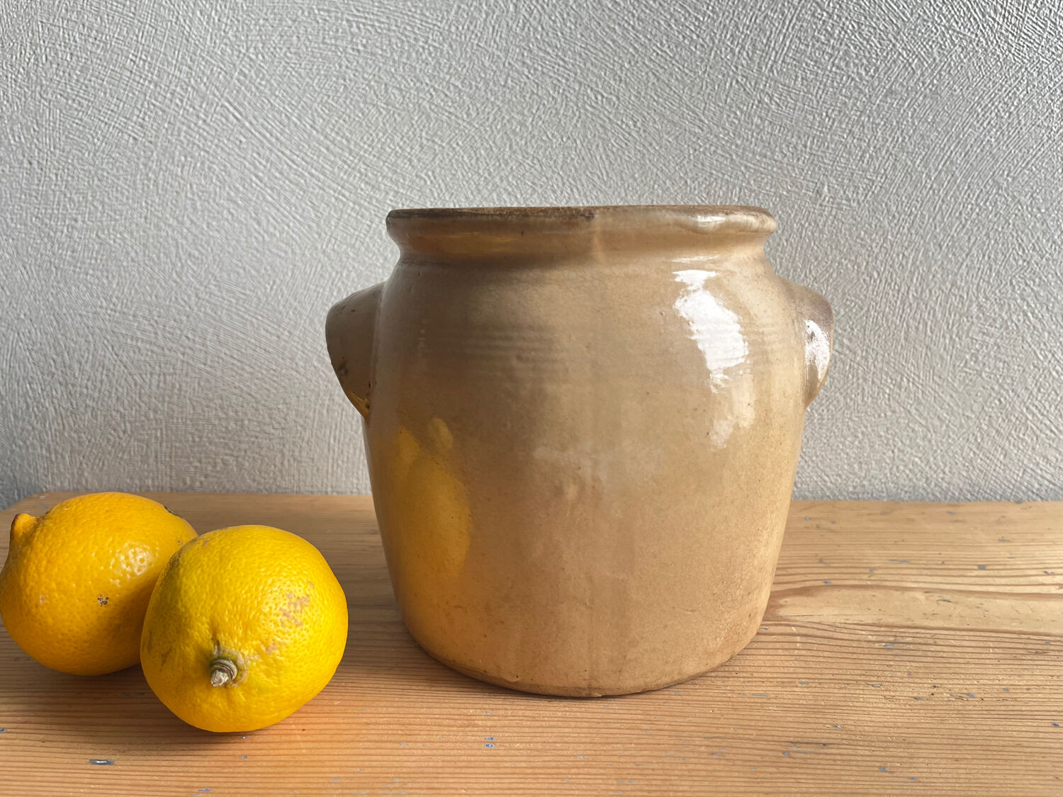 Old stoneware pot / storage jar / jam jar