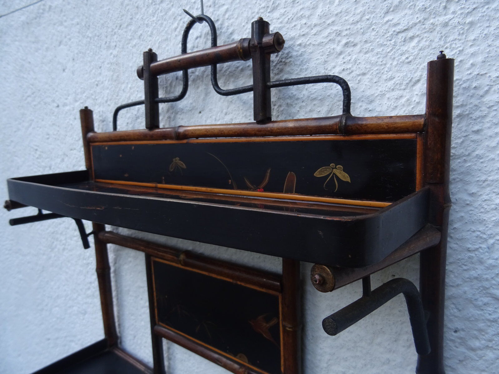 Napoleon 3 lacquered wooden wall shelf