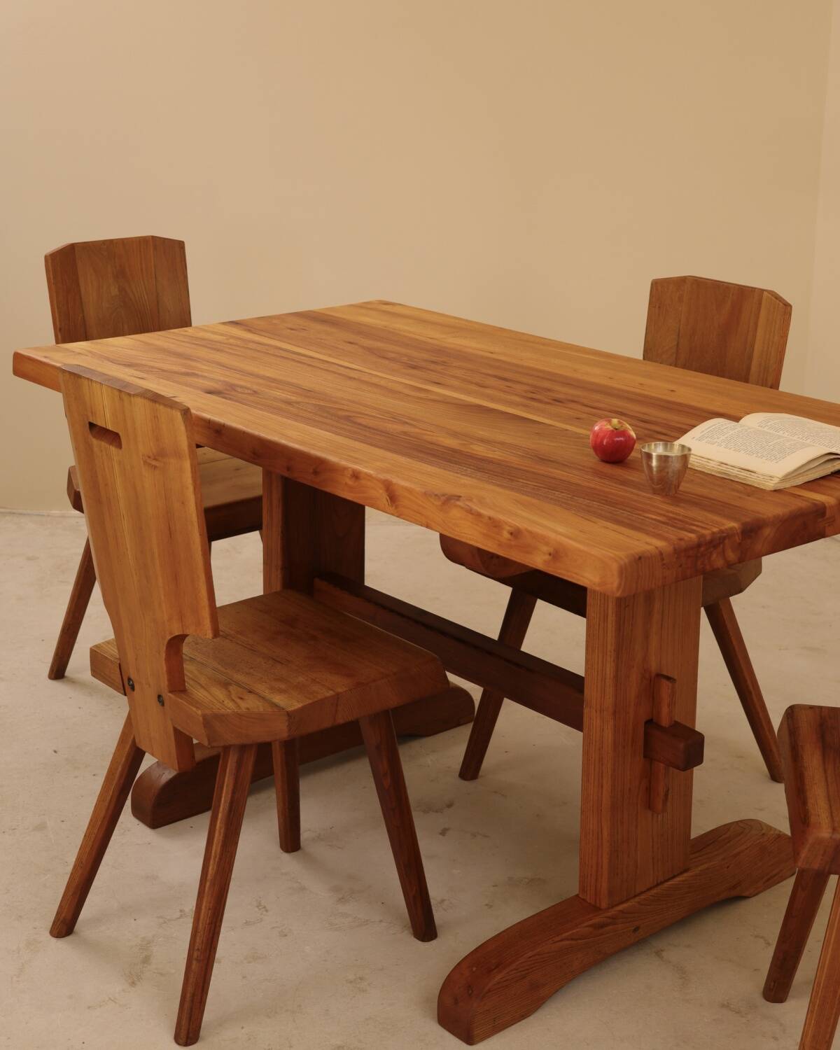 Table in solid elm, France, 1980s