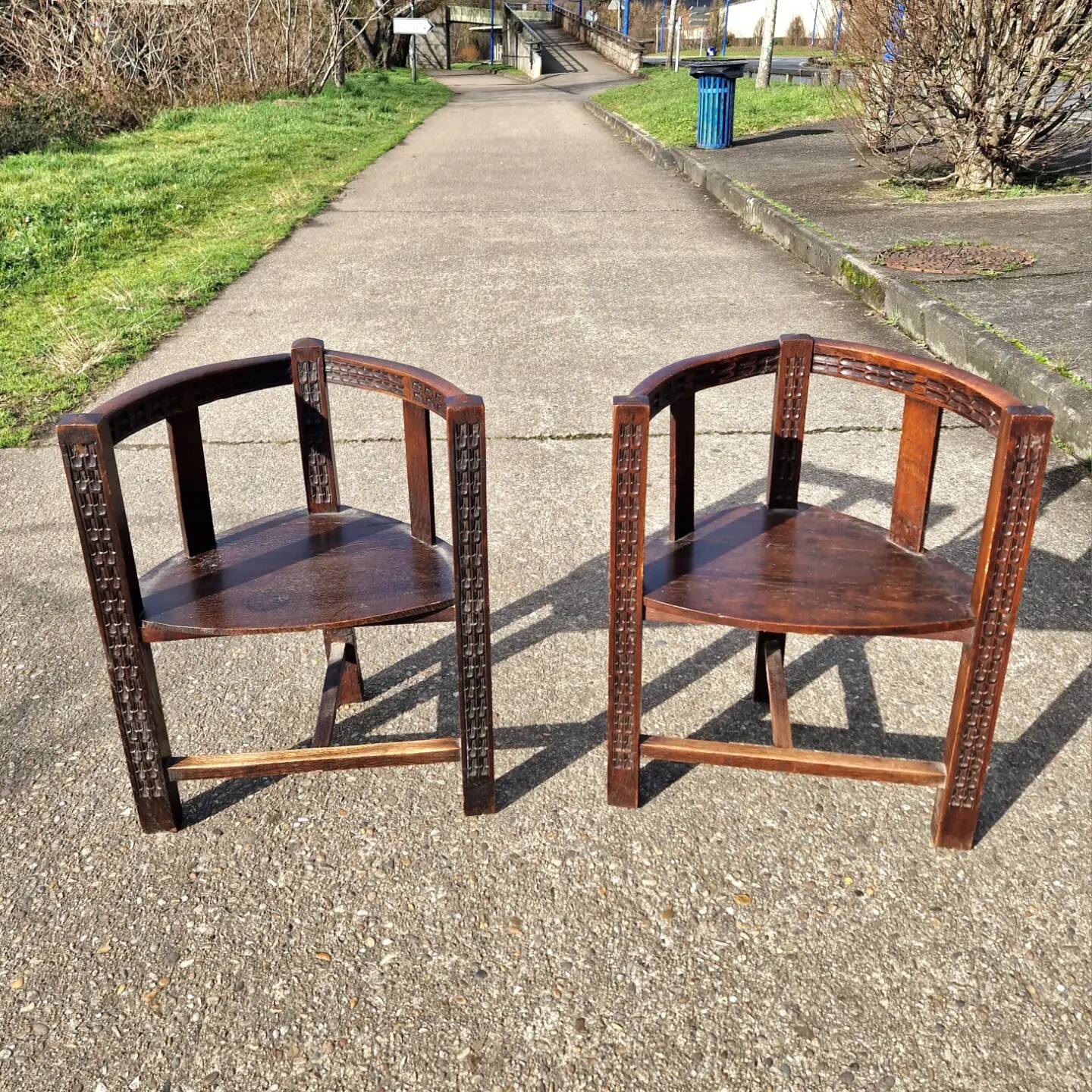 Pair of neo-Basque tripod armchairs