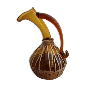 Carafe en verre et osier