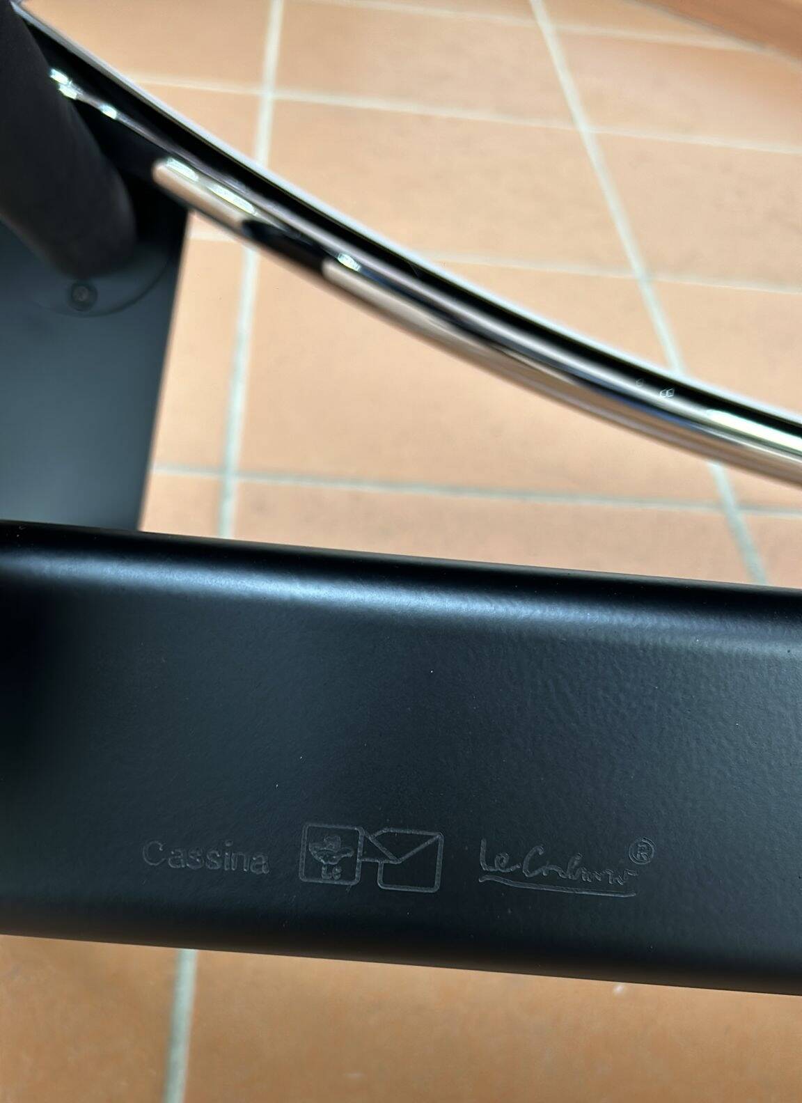 Le Corbusier LC4 lounge chair