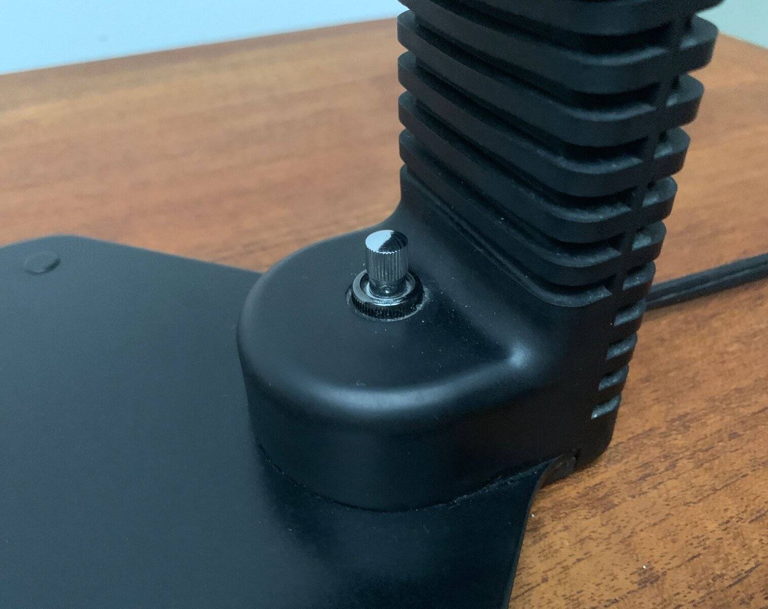 Vintage space age Cobra table lamp by Masayuki Kurokawa