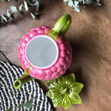 Théière en barbotine framboise