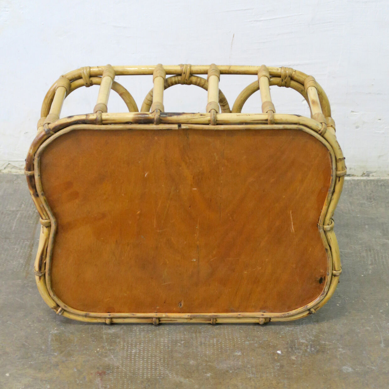 Door bottles in ratin