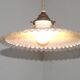 Suspension vintage français à contrepoids avec abat-jour en verre opalin