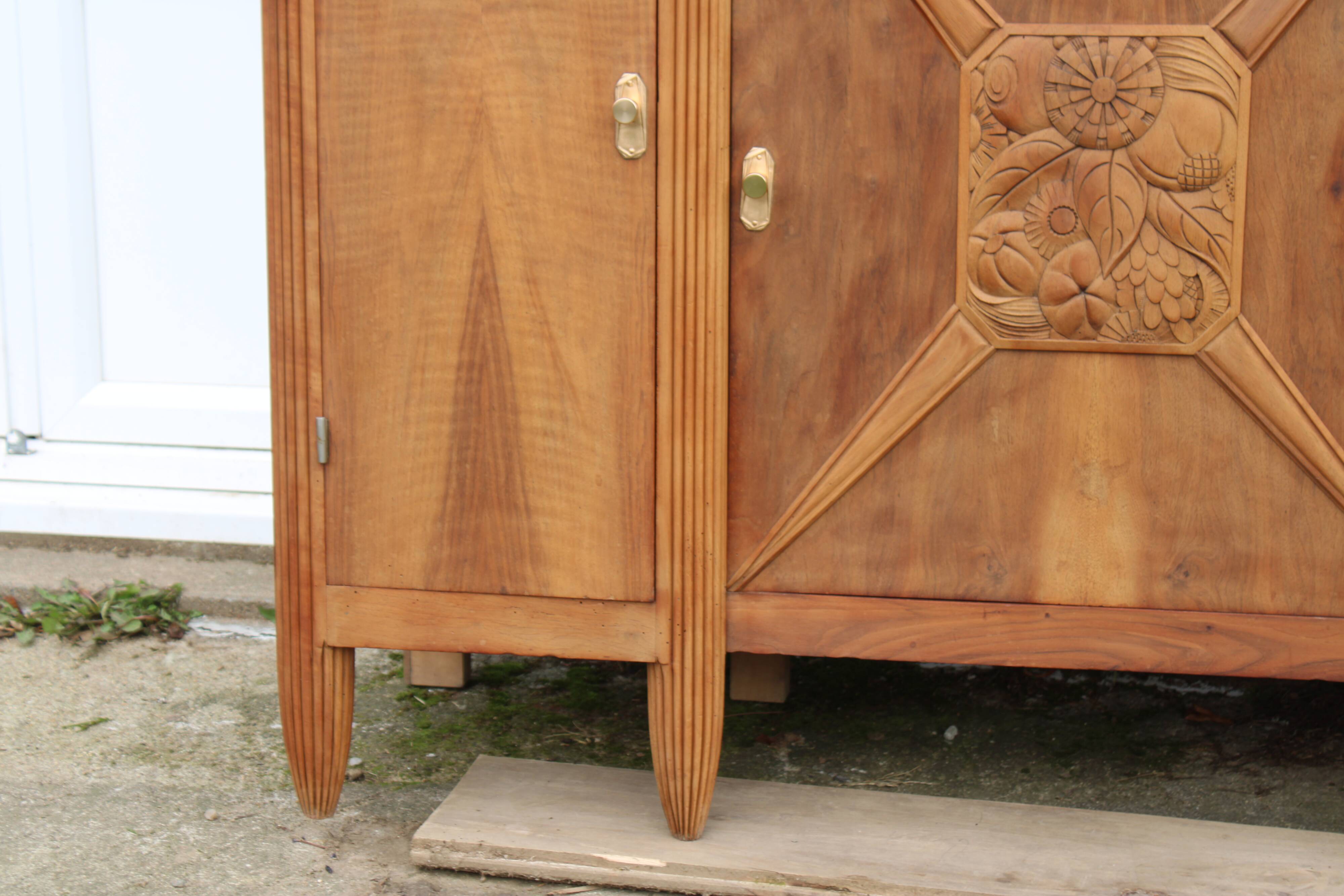 Art Deco sideboard in solid walnut and veneer – pink marble top