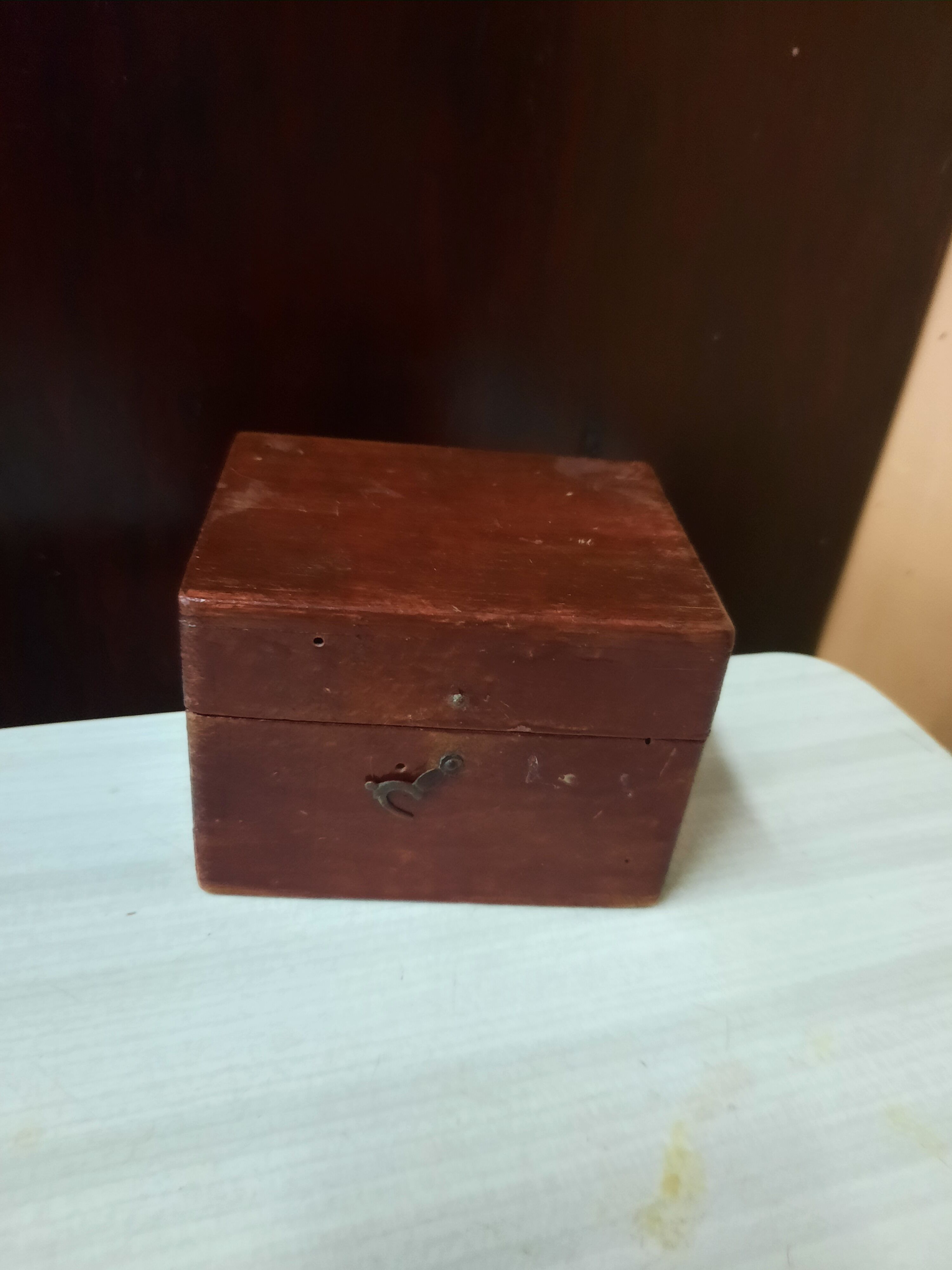 Wooden box