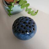 Glazed ceramic flower holder