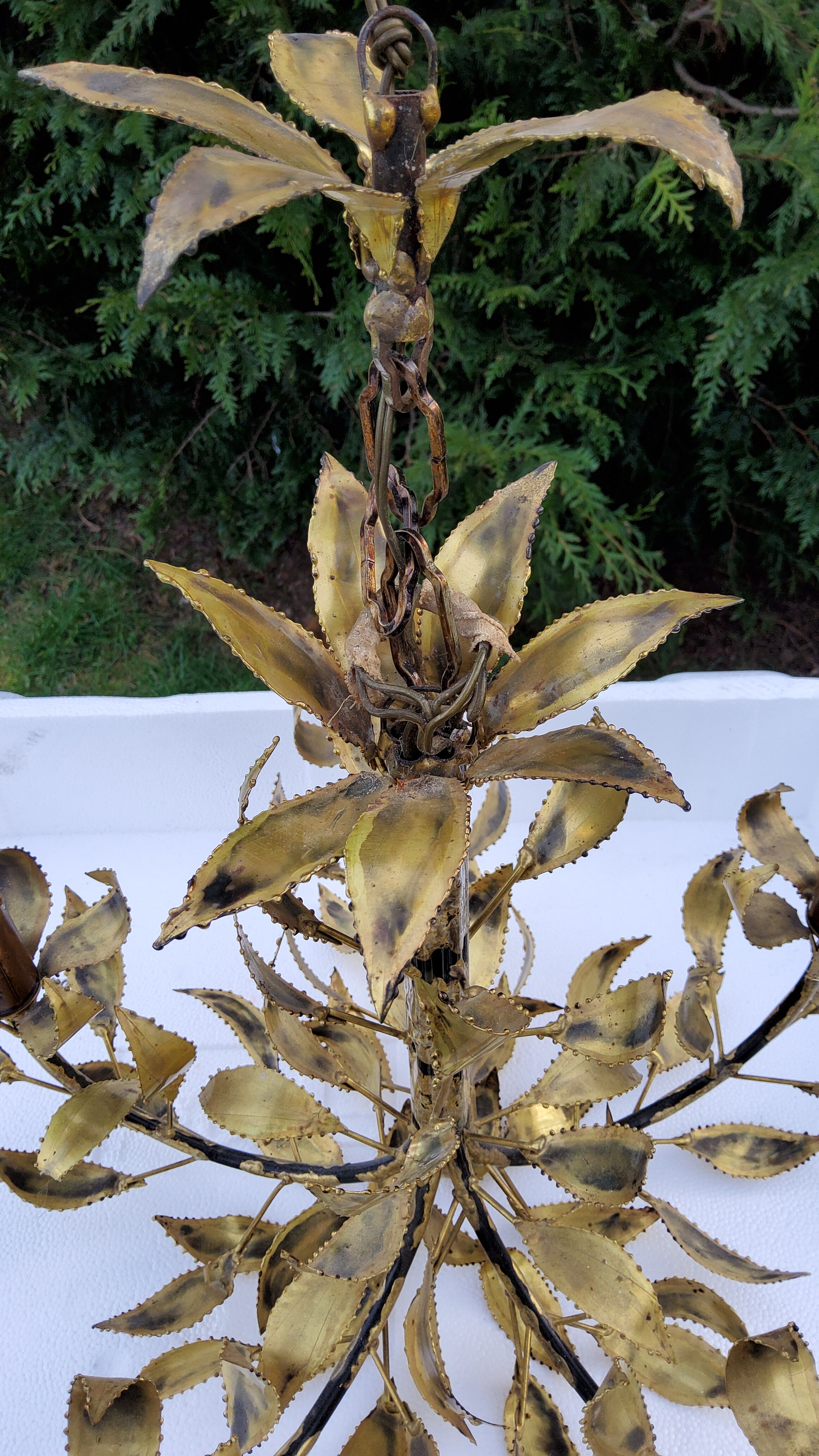 Lustre gold metal leaves from the 50s