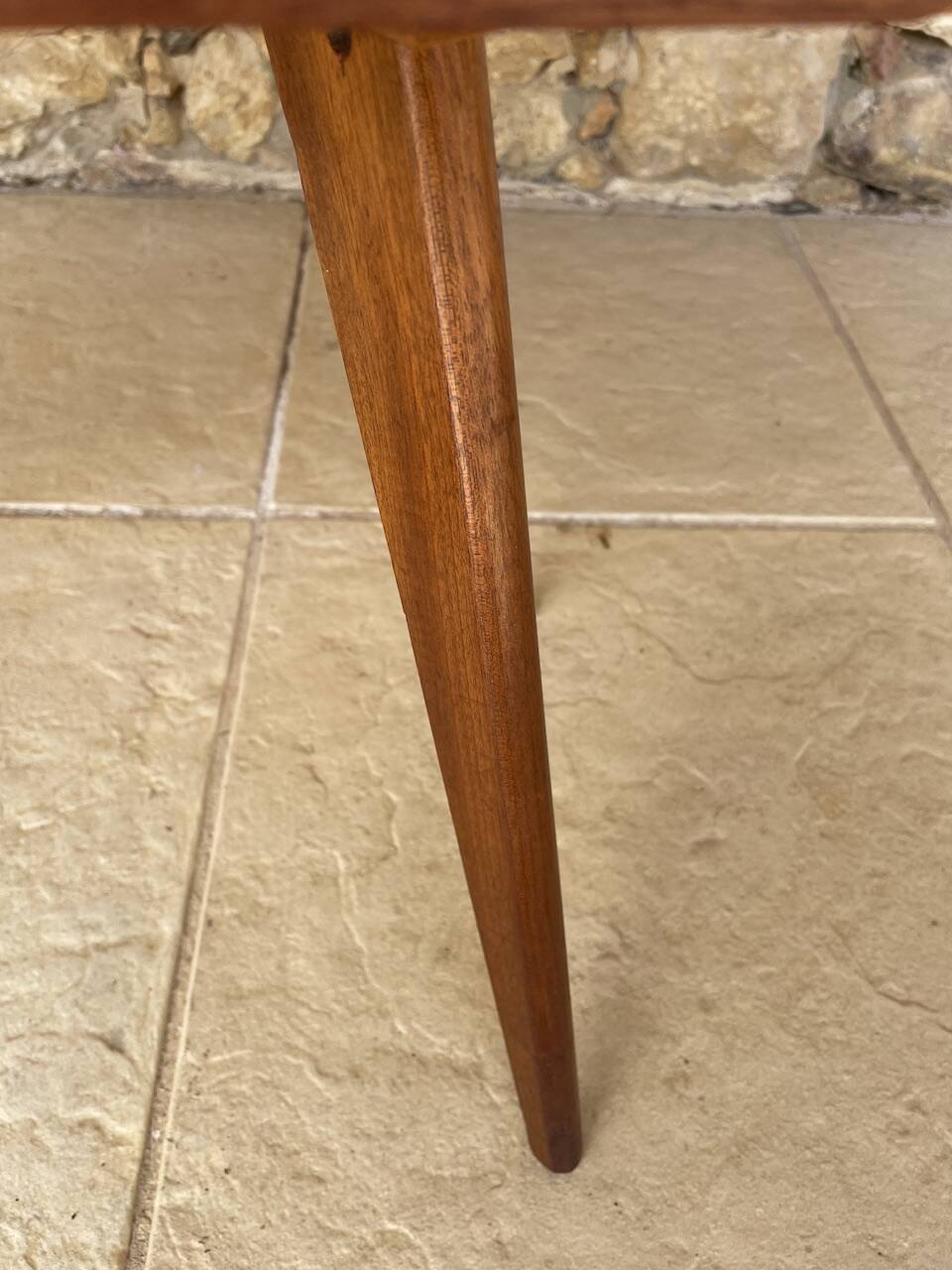 Table d’appoint vintage , pieds compas , circa 1960s