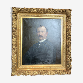 Portrait of man 19th in its frame