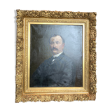 Portrait of man 19th in its frame