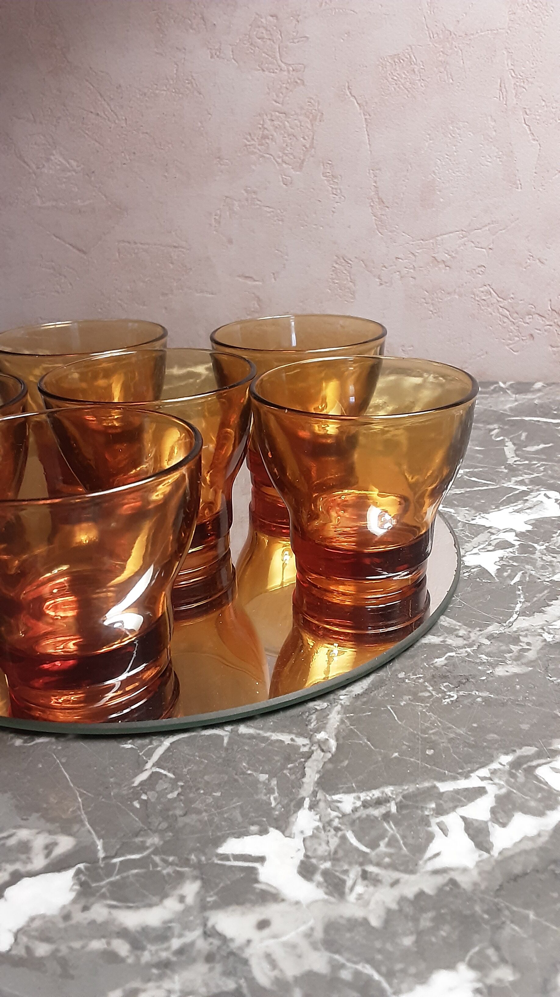 Lot 6 cups of amber smoked glass coffee - vintage