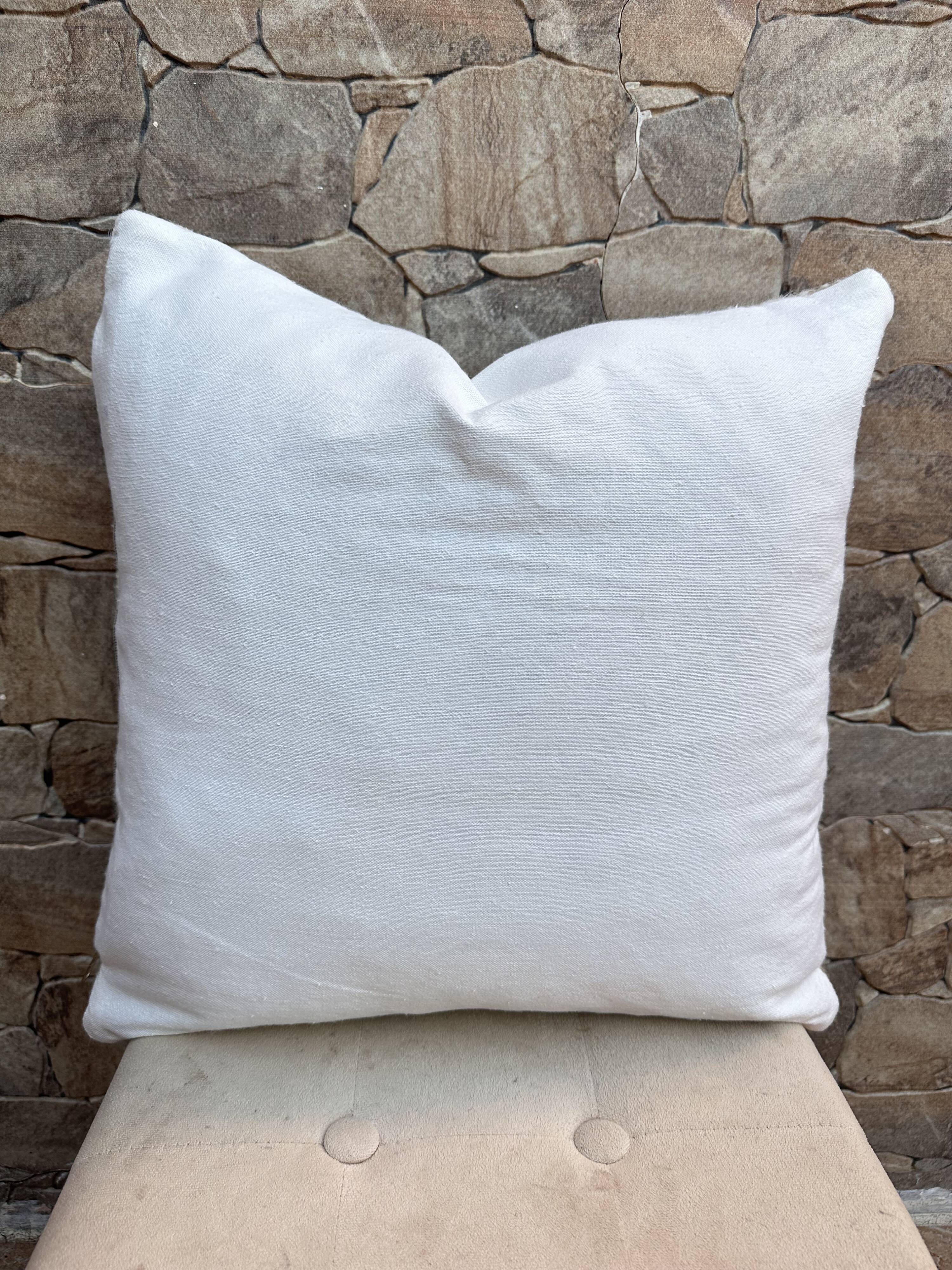 Handmade Berber wool cushion: Moroccan Kilim cushion (45x45cm)