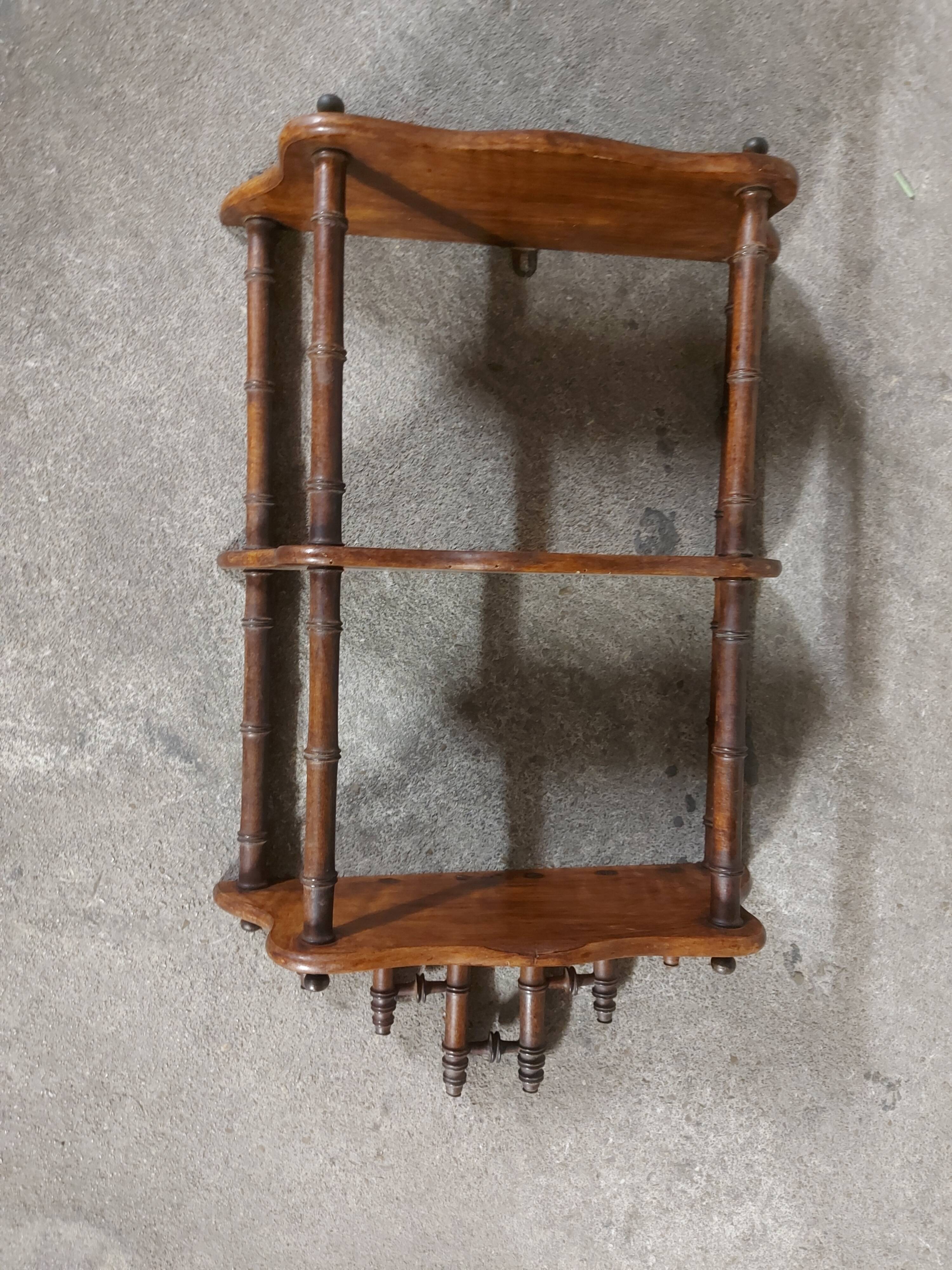 Napoleon lll wall shelf