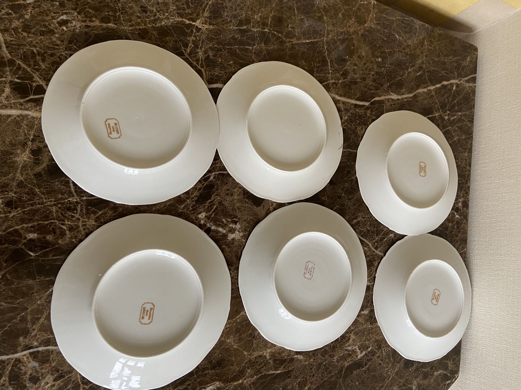 Lot de 6 assiettes à désert Porcelaine de Limoges