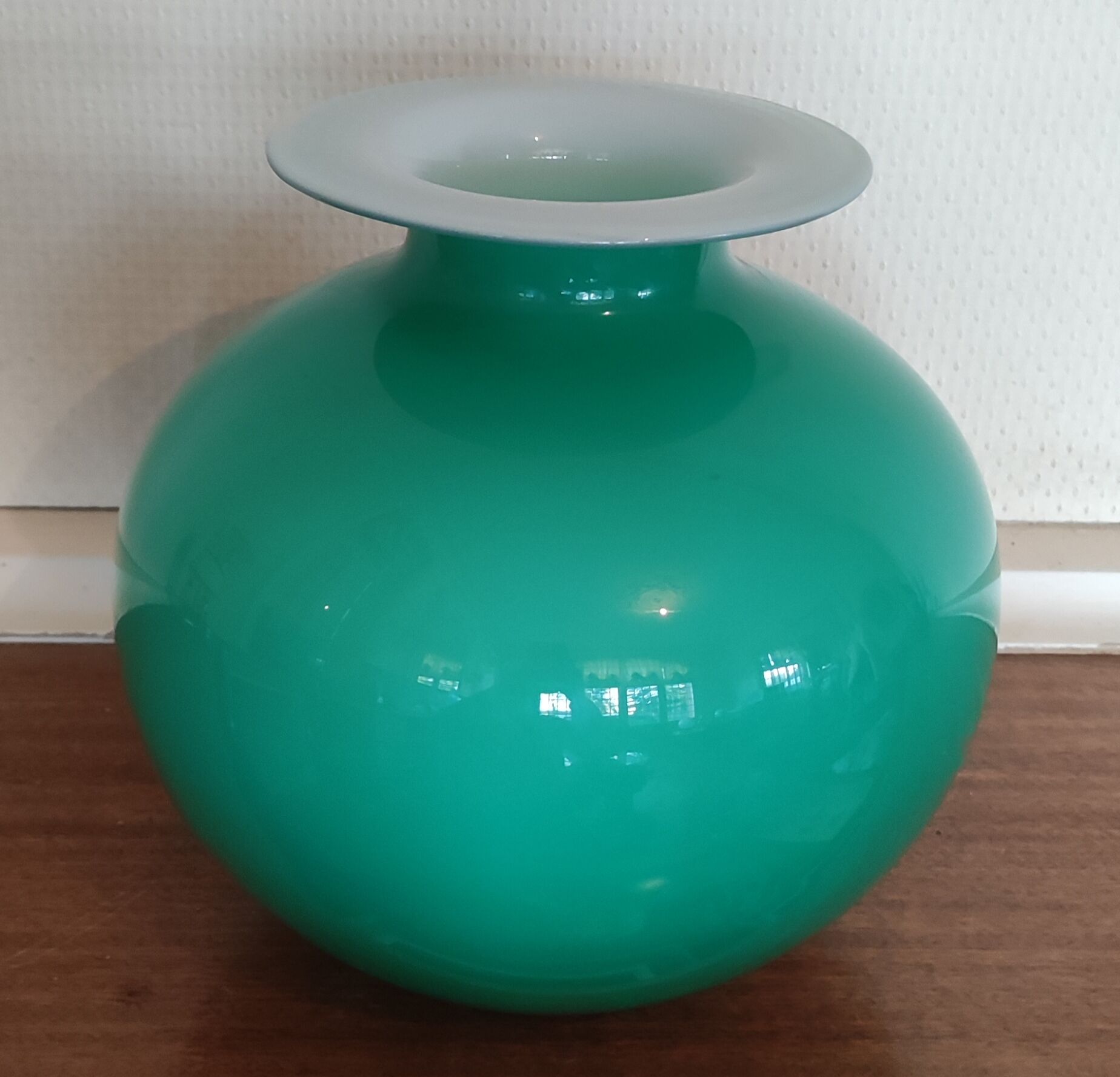 Vase boule vintage