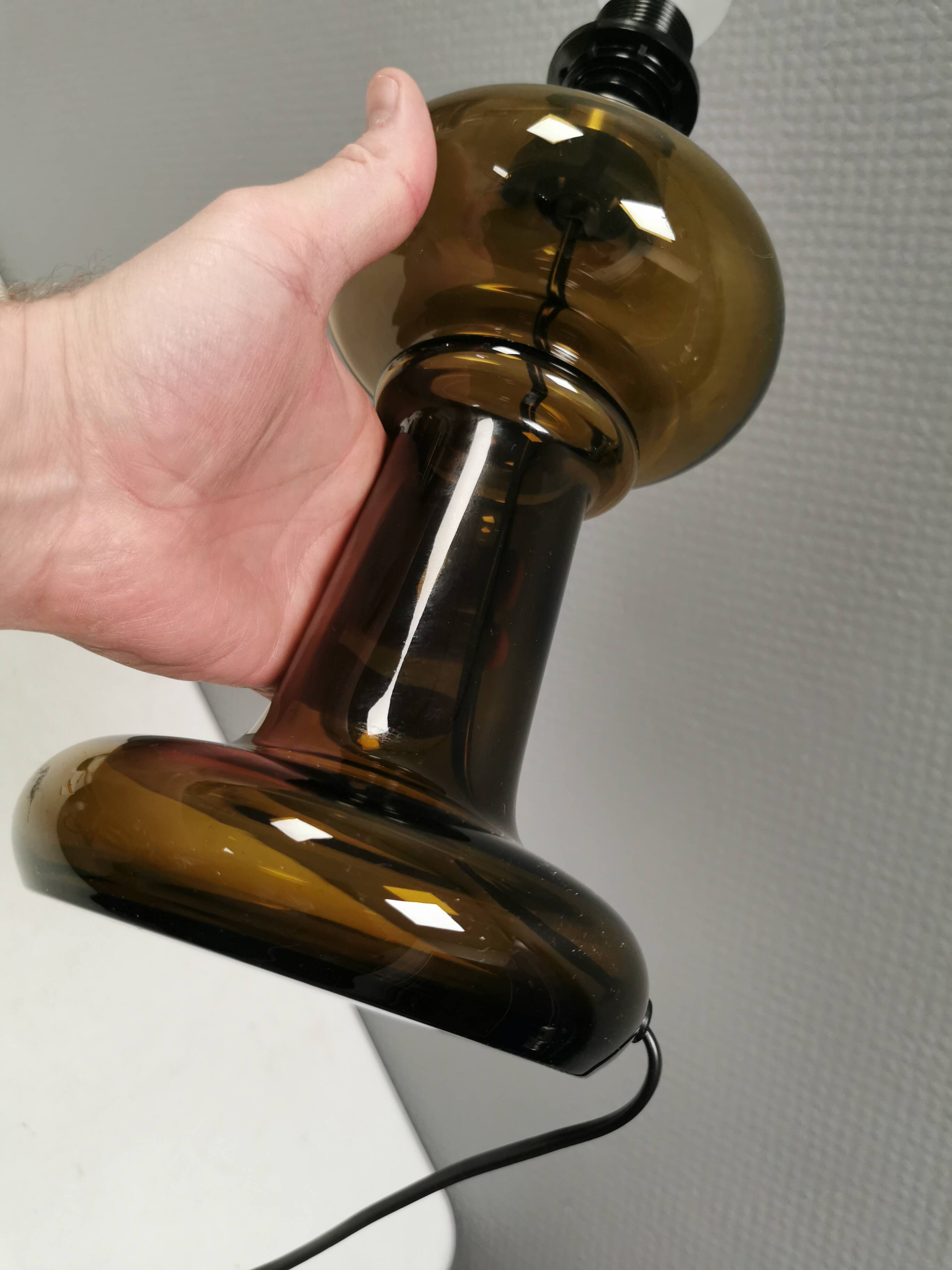 Extremely rare ‘Granny’ table lamp designed by Michael Bang for Holmegaard