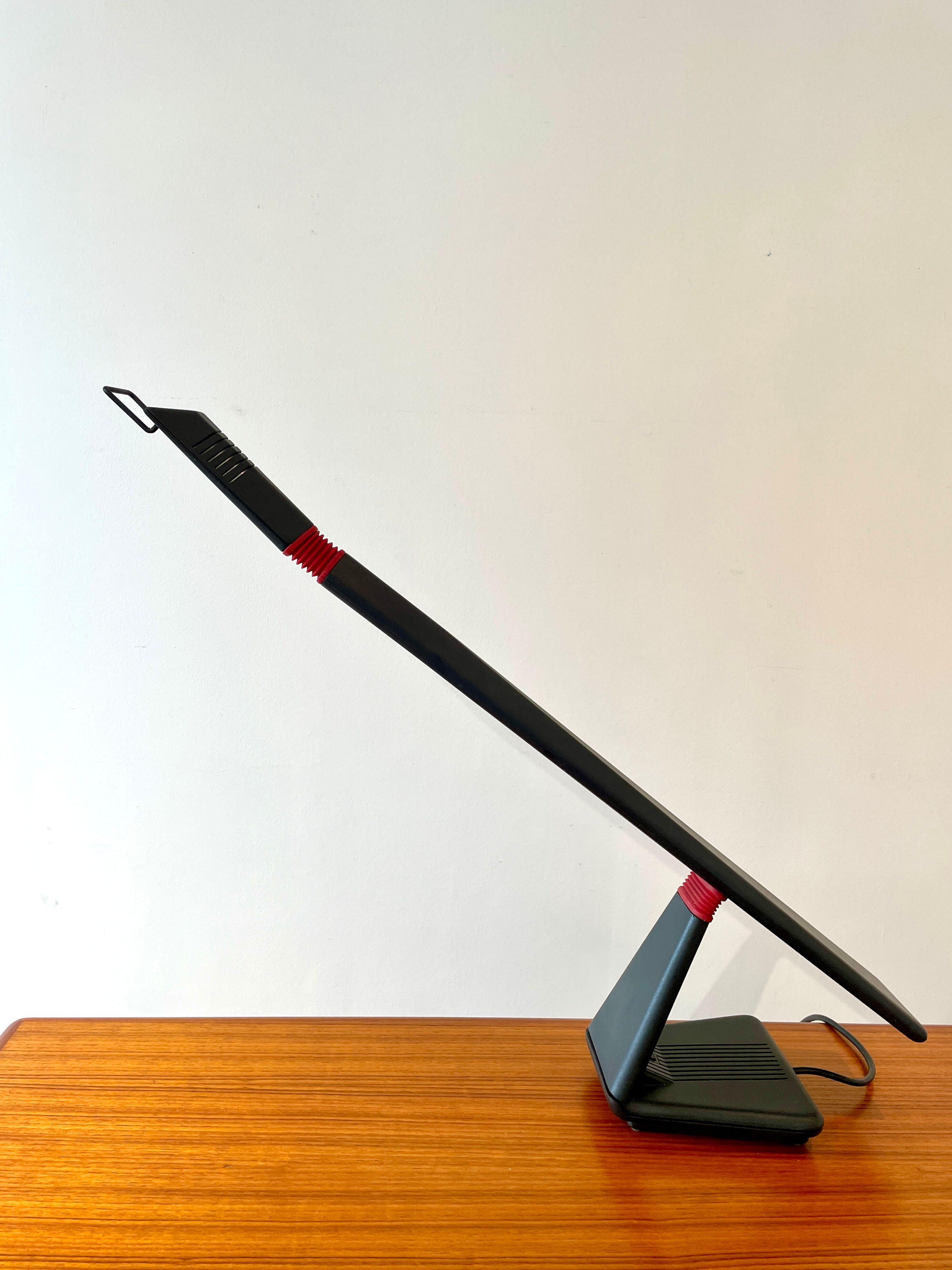 Progetti desk lamp by G. Tonetti - Italy 80s
