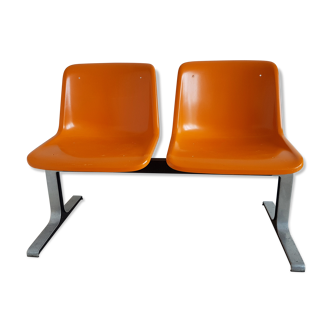 Fiberglass waiting bench by Georg Leowald for Wilkhahn