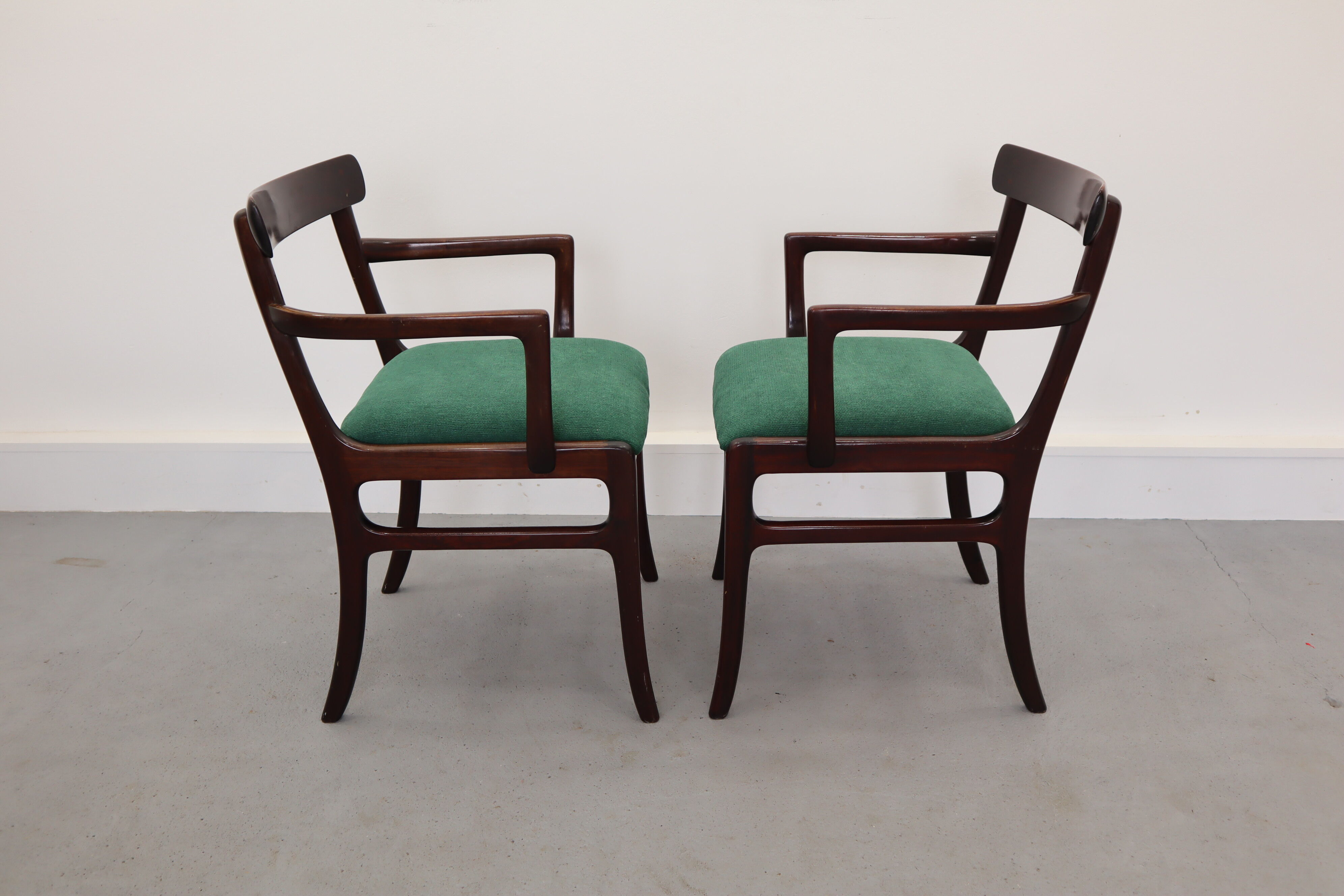 Chaises à manger danoise du milieu du siècle de Poul Jeppesens Møbelfabrik années 1960