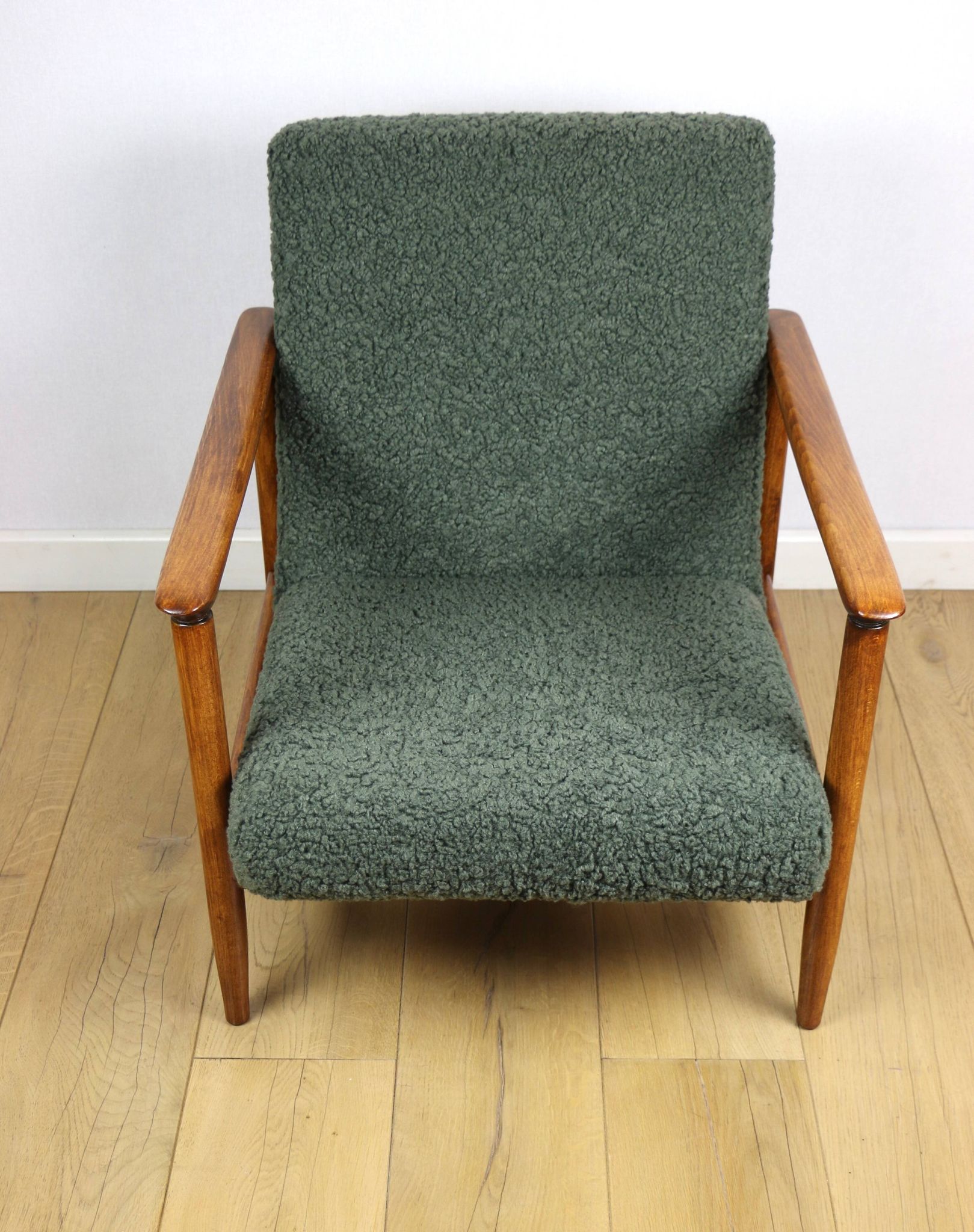GFM-142 armchair, design by Edmund Homa from the 70s, olive green thick boucle - 2 pieces available