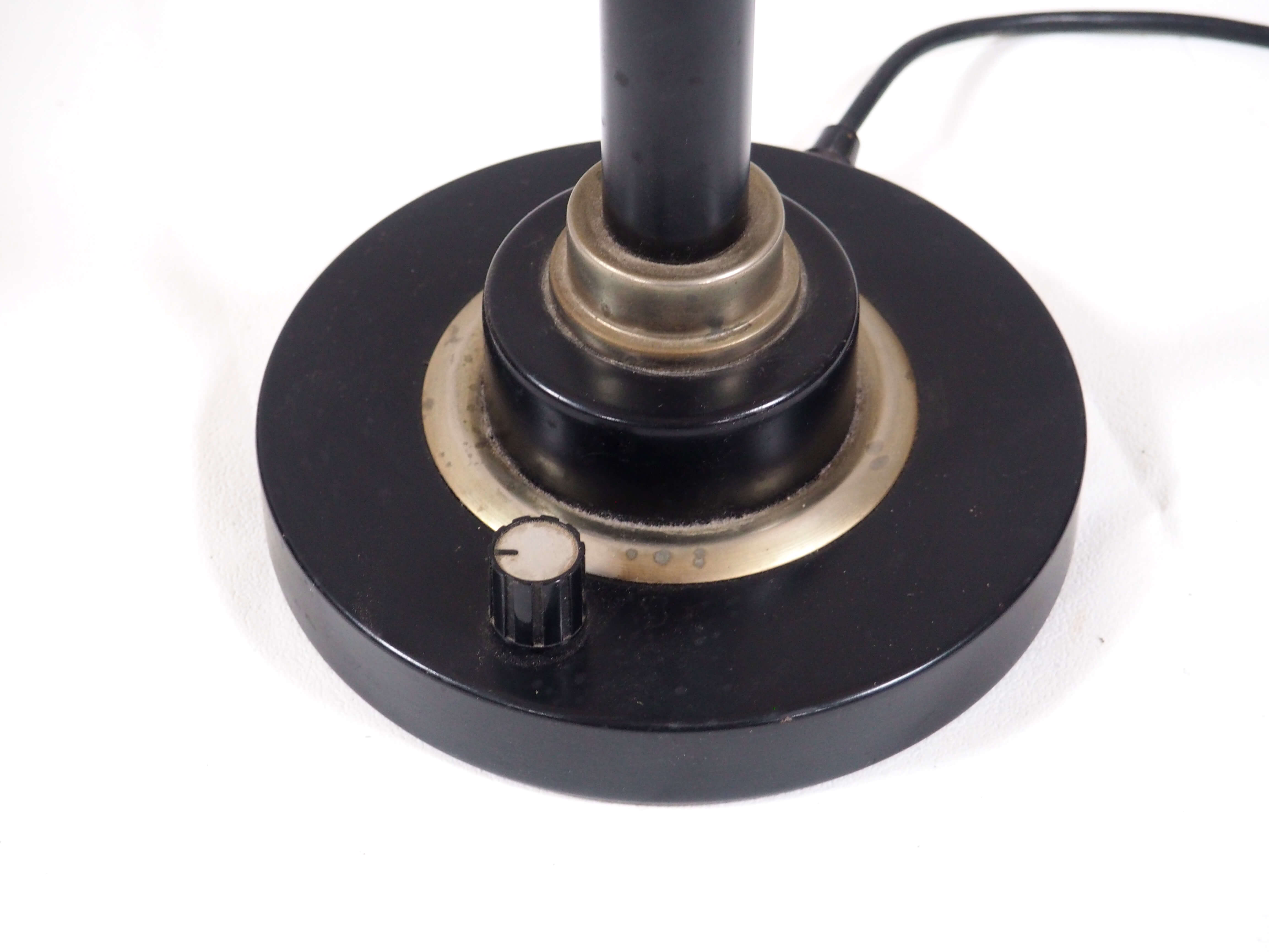 Large desk lamp