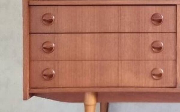 Enfilade scandinave vintage en teck