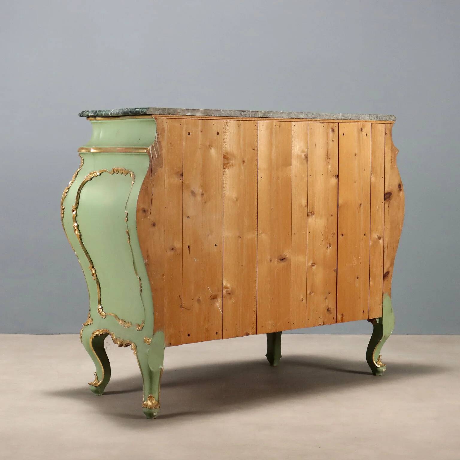 Commode ancienne style baroque en bois laqué XXe siècle