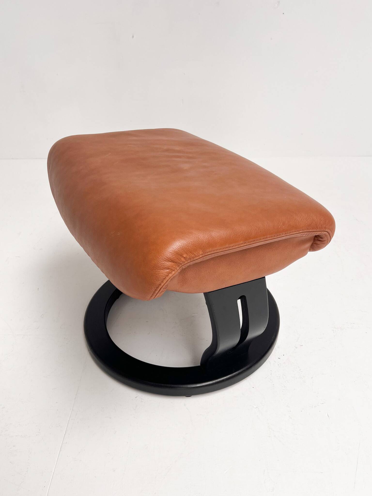Hjort Knudsen relax chair with ottoman, 1990’s