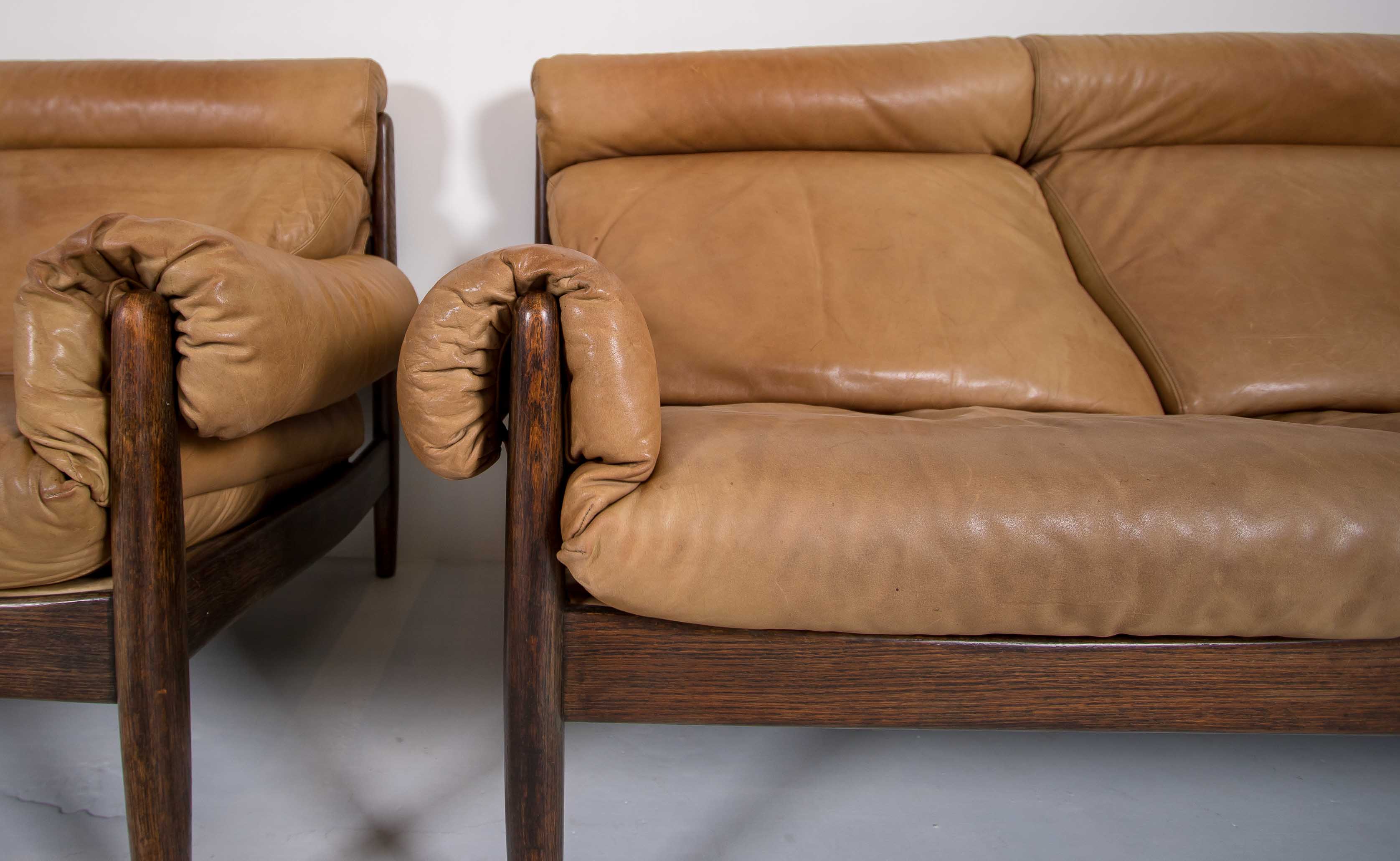 Leather living room set by Durlet