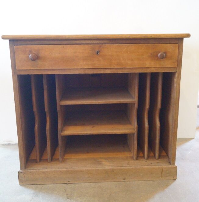 Notary furniture 1900