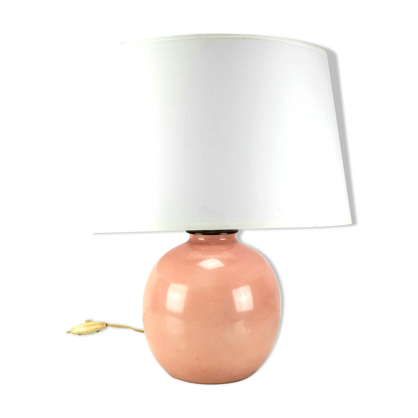 Limoges porcelain by the Ulysse workshops Vintage pink porcelain table lamp circa 1960