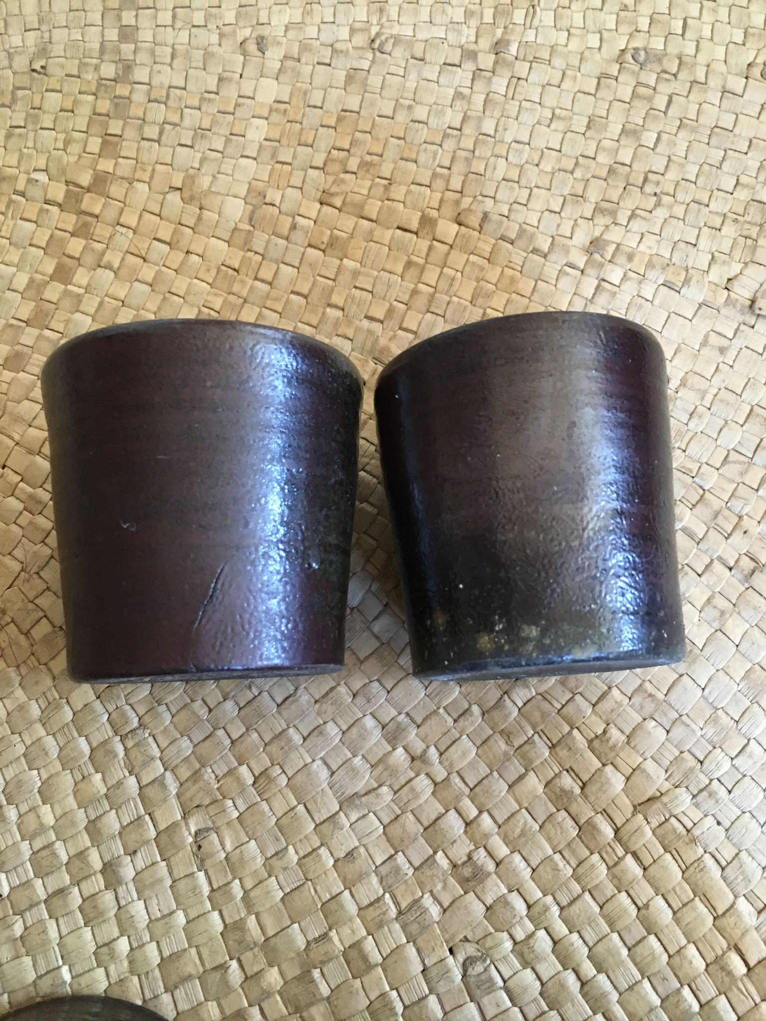 Set of 6 stoneware cups