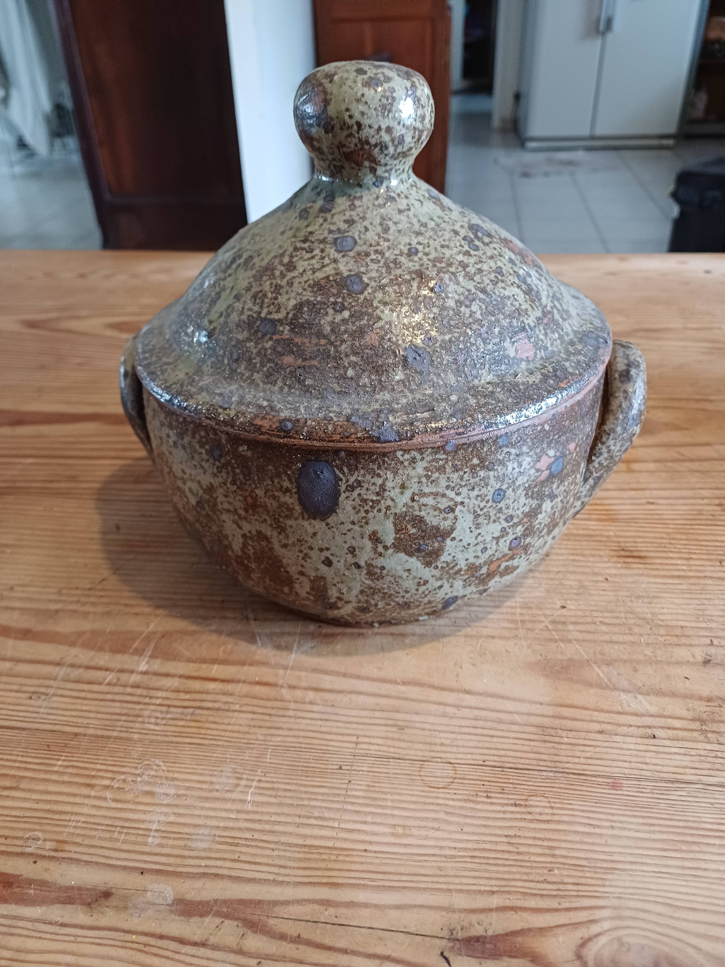 1960s Stoneware Soup Tureen or Empty Pocket