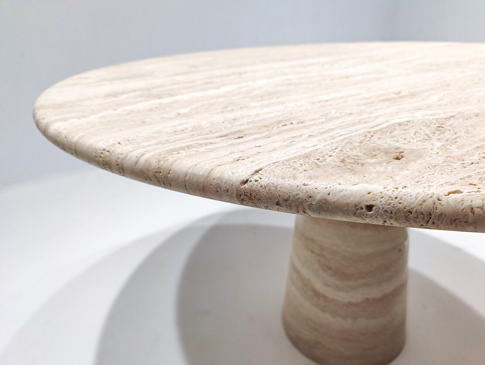 Contemporary Italian Travertine Dining Table in Beige
