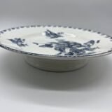 Sarreguemines Stella model plate on heel with blue decoration, 19th century