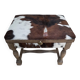 Tabouret coffre vintage en bois et peau de vache