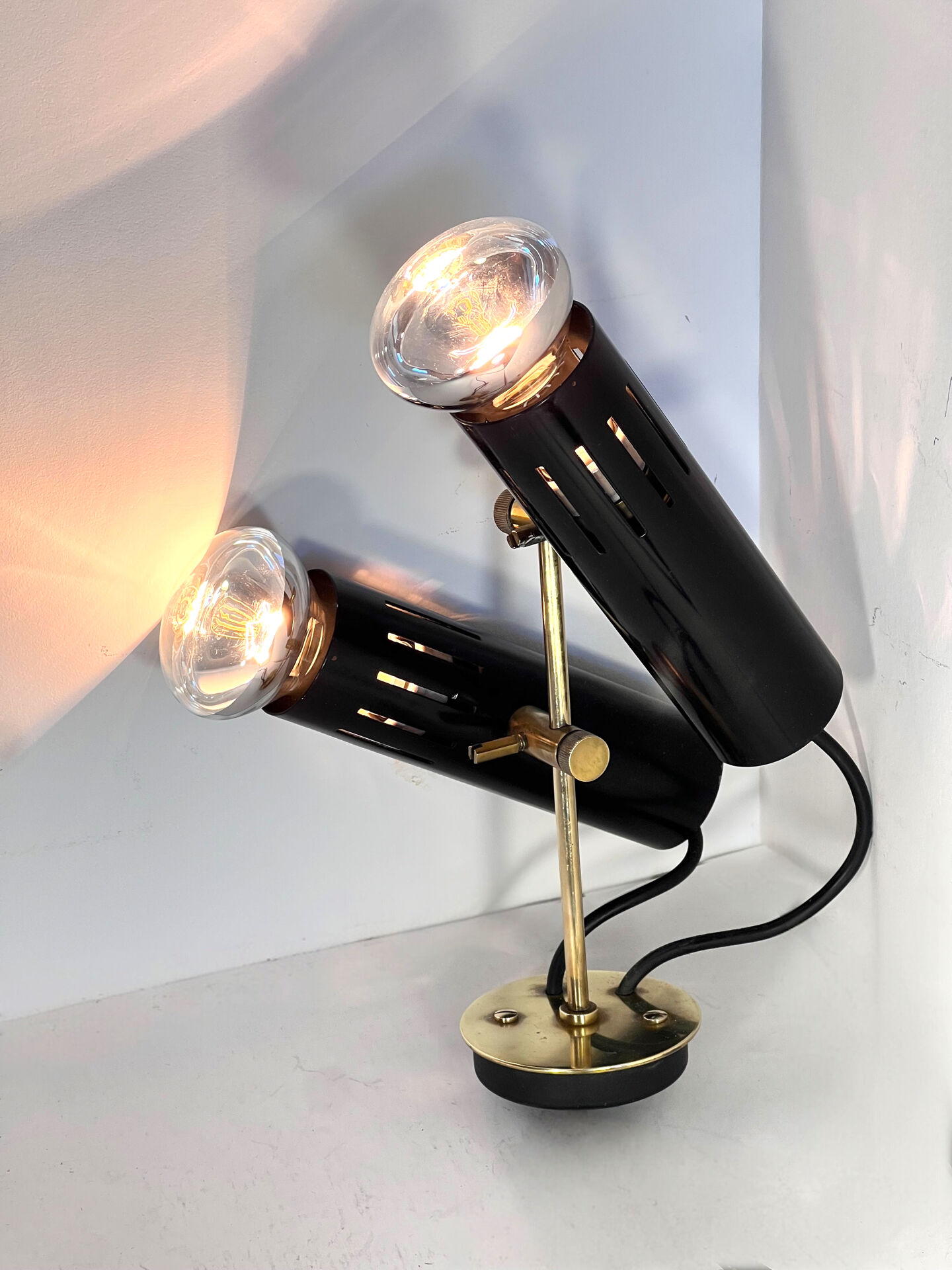 Wall lamp A5 by Alain Richard for Disderot (C. 1959)