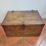 Antique wooden chest 68×49cms