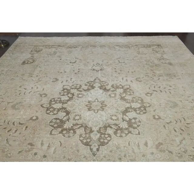 1960s Persian Handmade Wool Cotton Beige Oversized Area Rug 292x381