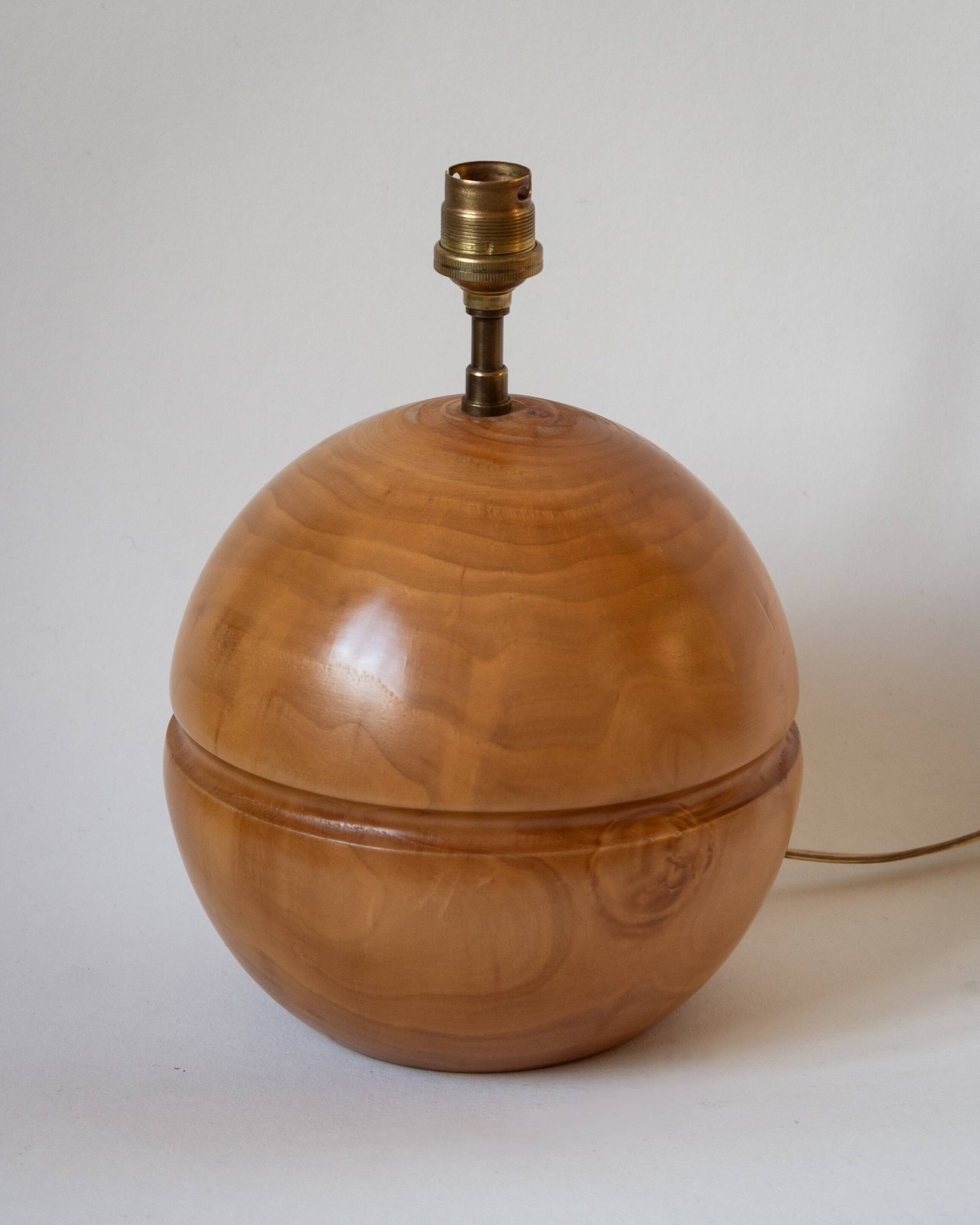 Pied de lampe boule en bois blond, Années 60/70