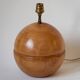 Pied de lampe boule en bois blond, Années 60/70